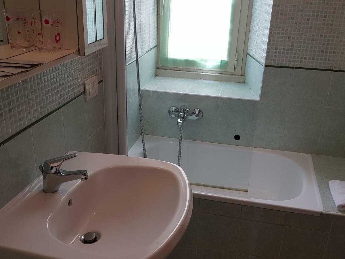 Bed and Breakfast Alenic Roma Esterno foto