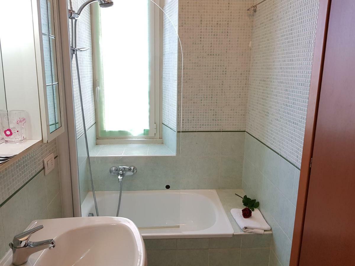Bed and Breakfast Alenic Roma Esterno foto